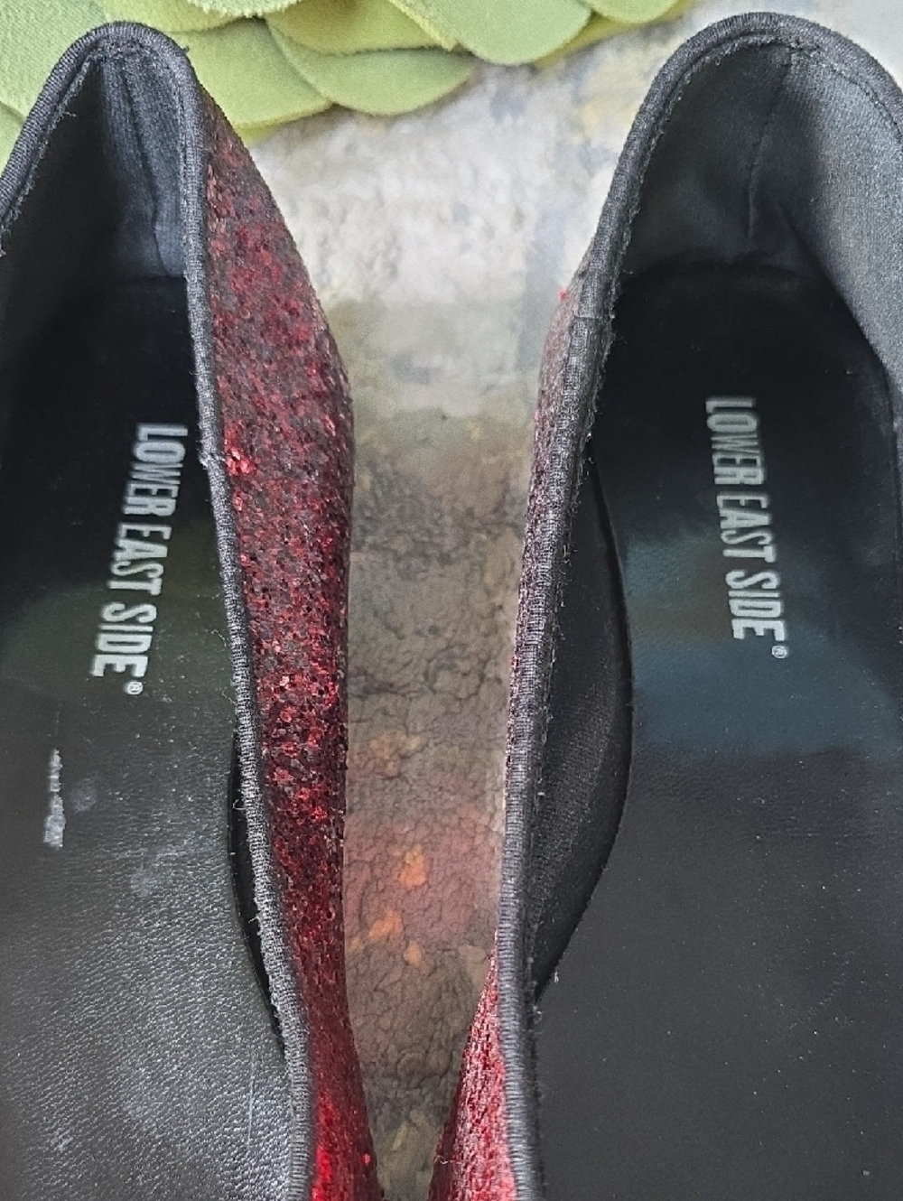 LOWER EAST SIDE Red Glitter Ballet Flats Women's Size 7.5 - Picture 3 of 15
